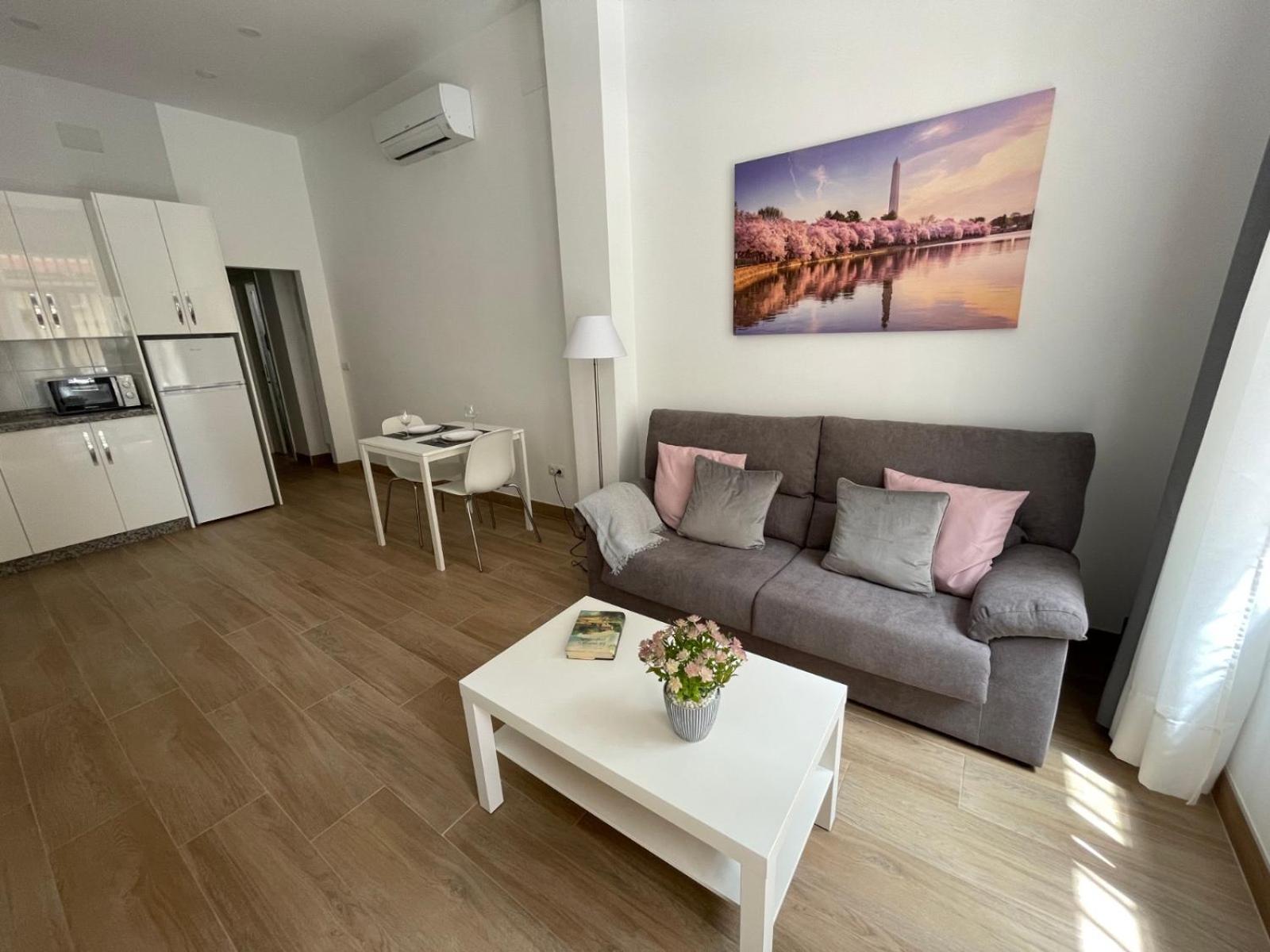 Apartamento Plaza Espana 푸엔히롤라 외부 사진